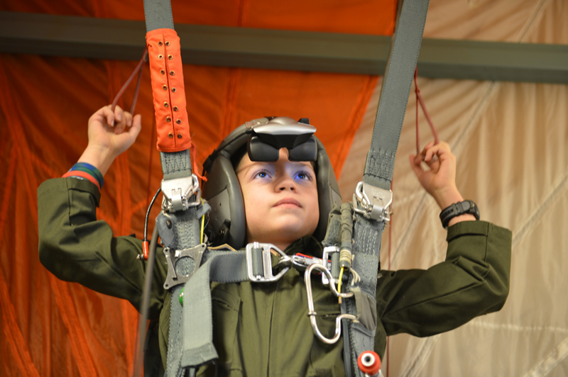 4th AS’s Newest C-17 Pilot Is Only 8 Years Old